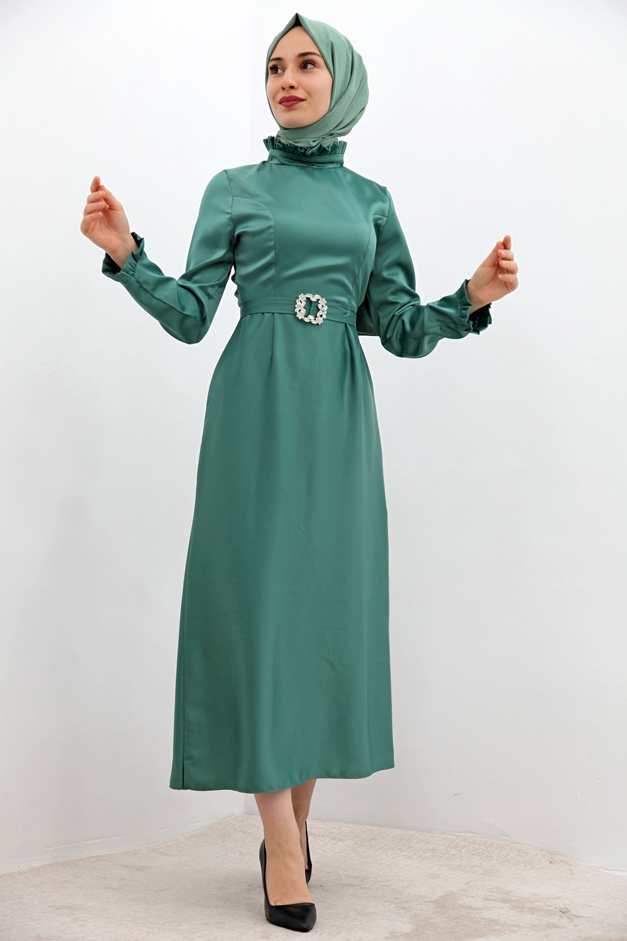 GİZAGİYİM - Taş Kemer Saten Elbise Çağla Yeşil