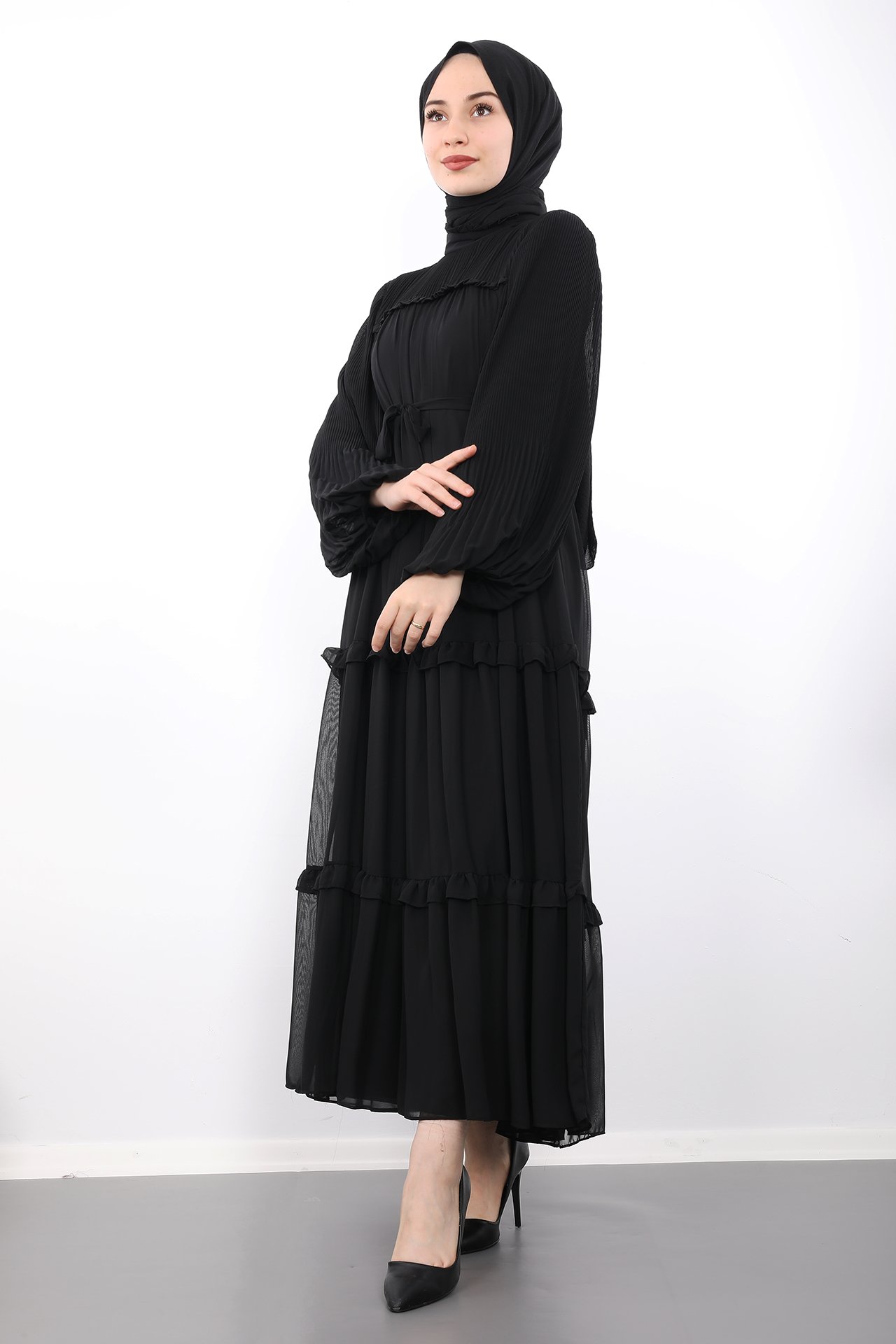 Fırfırlı Pilisoley Şifon Elbise Siyah