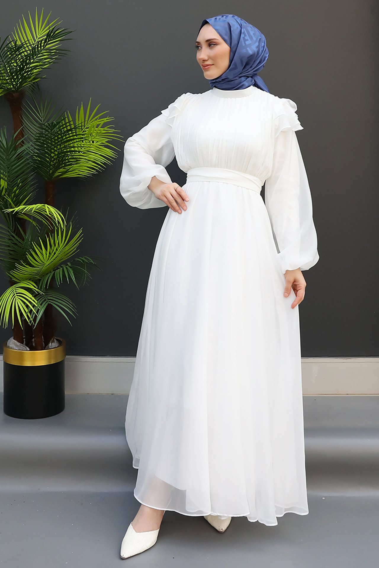 GİZ AGİYİM - Omzu Fırfırlı Janjan Elbise Beyaz