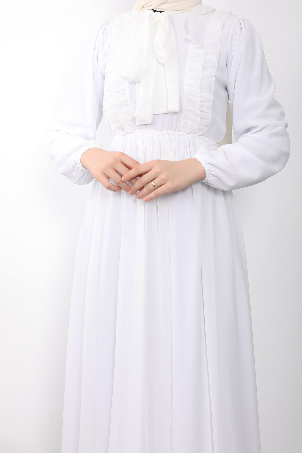 Fırfırlı Şifon Tesettür Elbise Beyaz