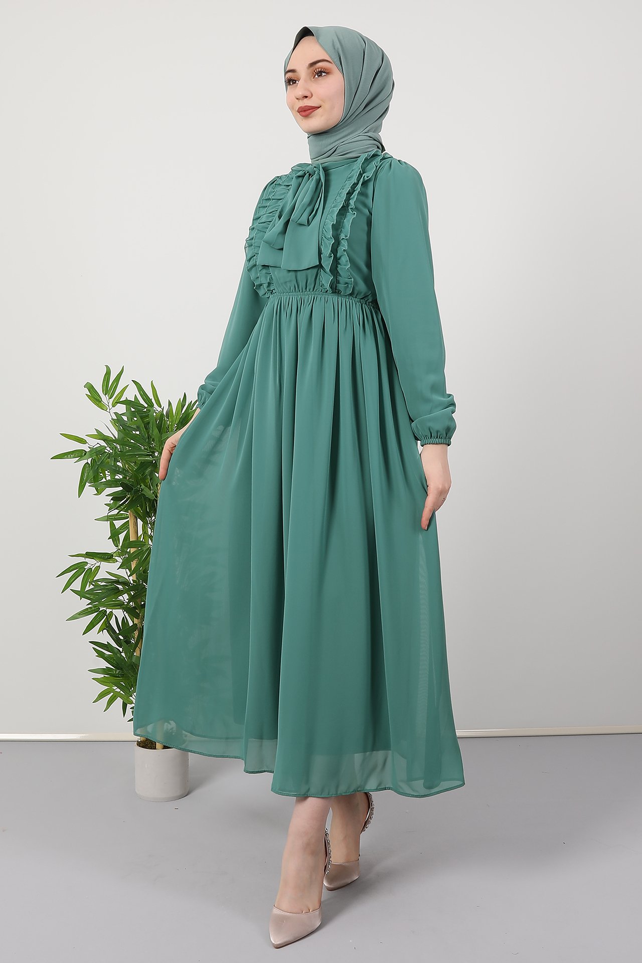 GİZAGİYİM - Yakası Fiyonk Detaylı Elbise Mint