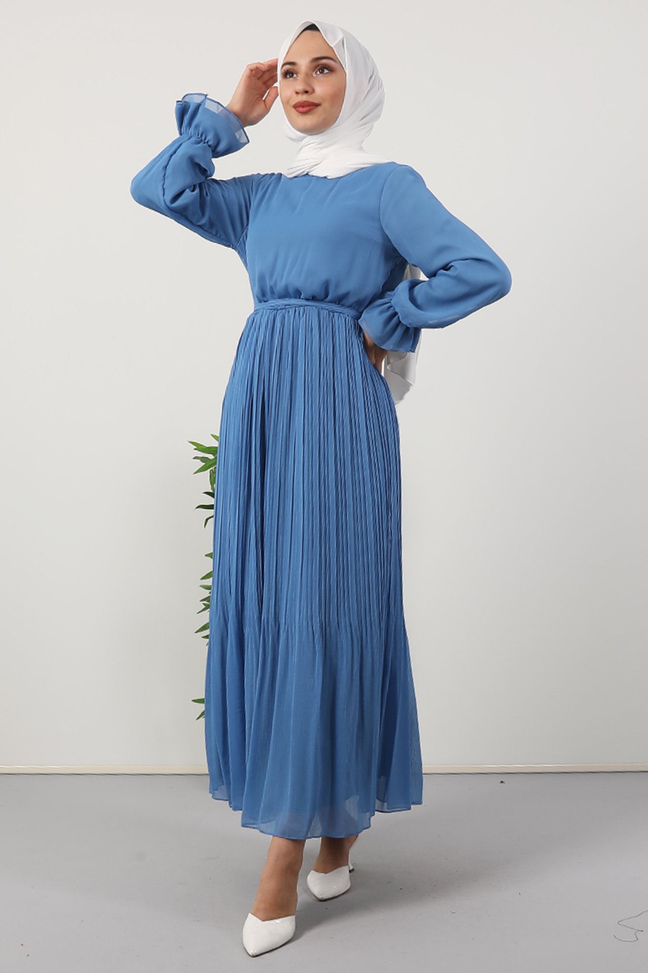 GİZAGİYİM - Fırfırlı Piliseli Elbise İndigo