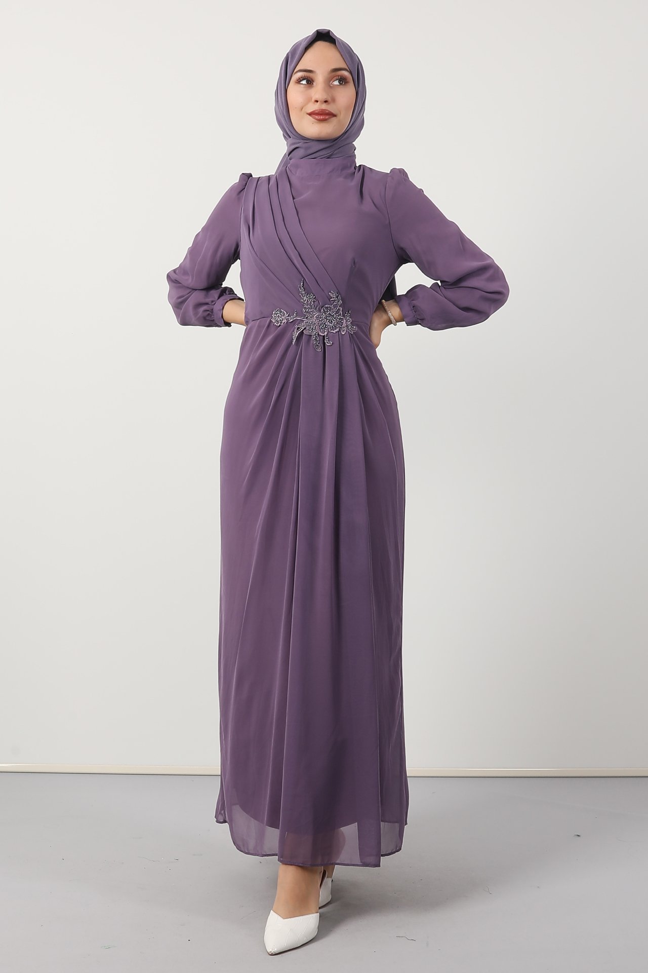 GİZAGİYİM - Beli İşlemeli Şifon Elbise Koyu Lila