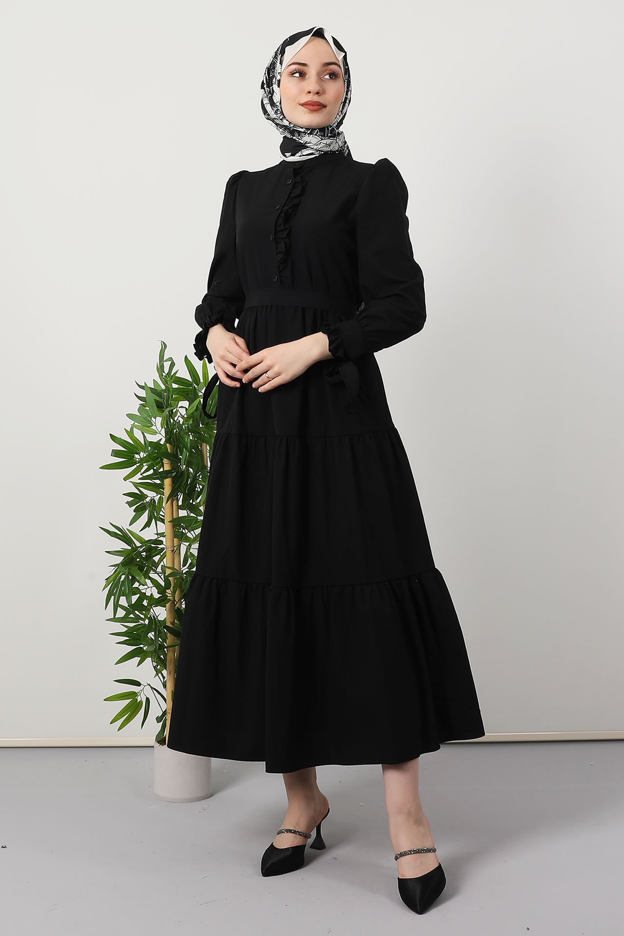 GİZAGİYİM - Kolu Fırfırlı Elbise Siyah