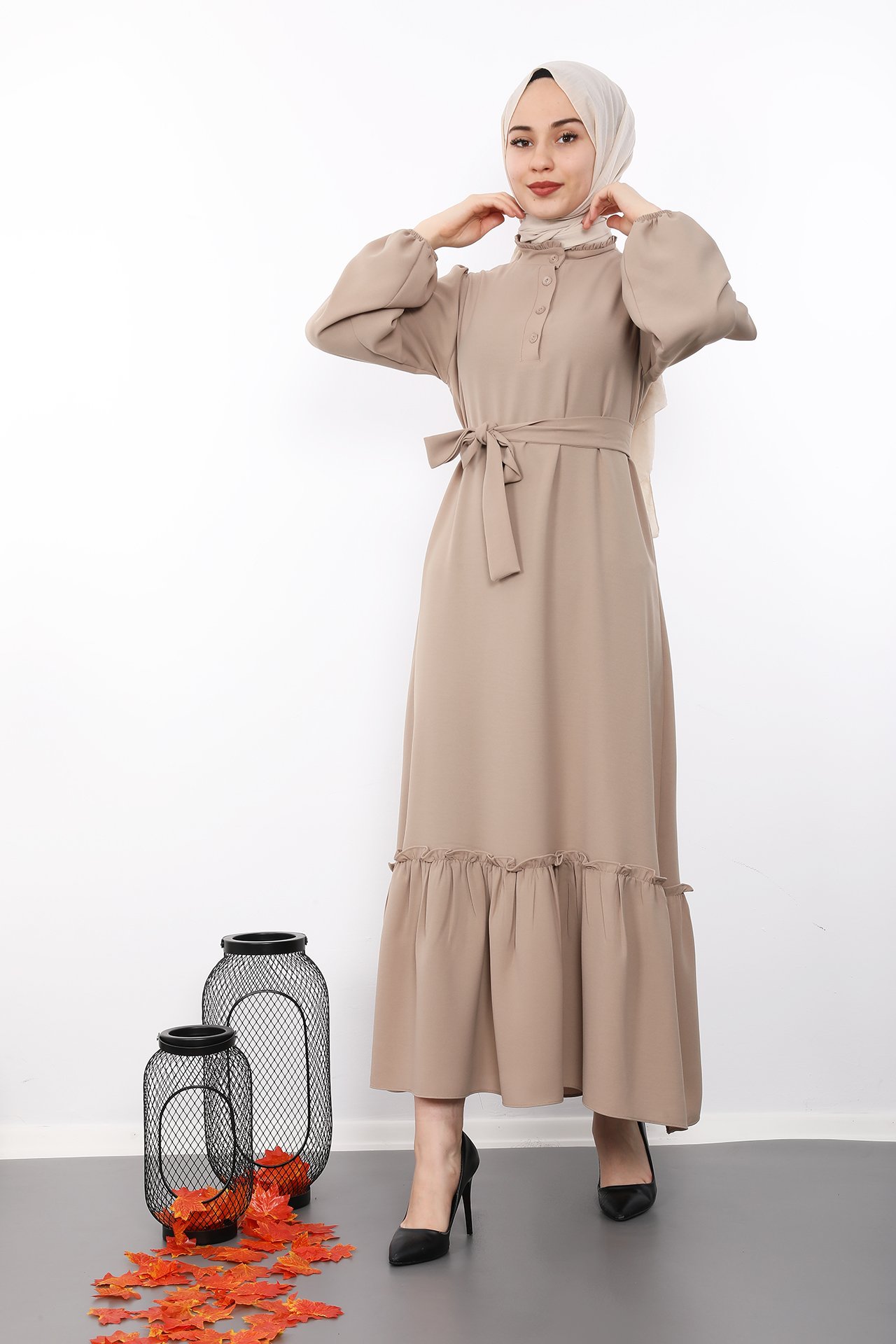 GİZAGİYİM - Önü Düğmeli Kuşaklı Elbise Krem