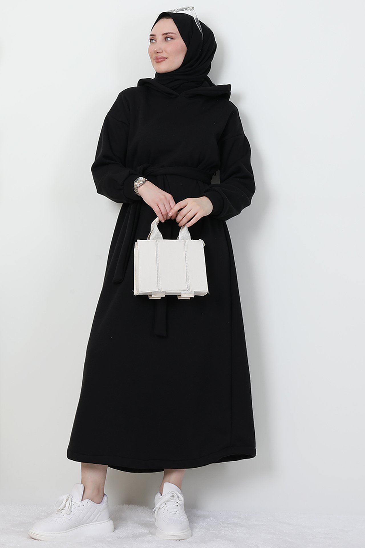 GİZAGİYİM - Kapüşonlu Şardonlu Elbise Siyah