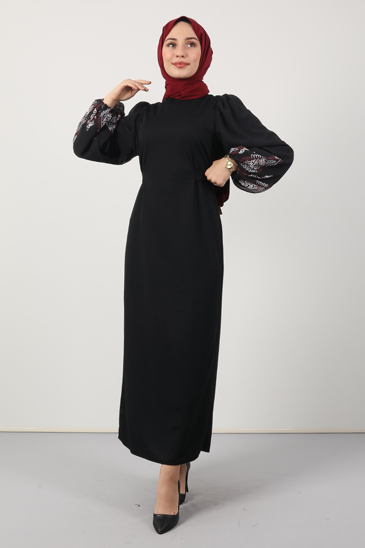 GİZAGİYİM - Kolu Ucu Desenli Elbise Siyah