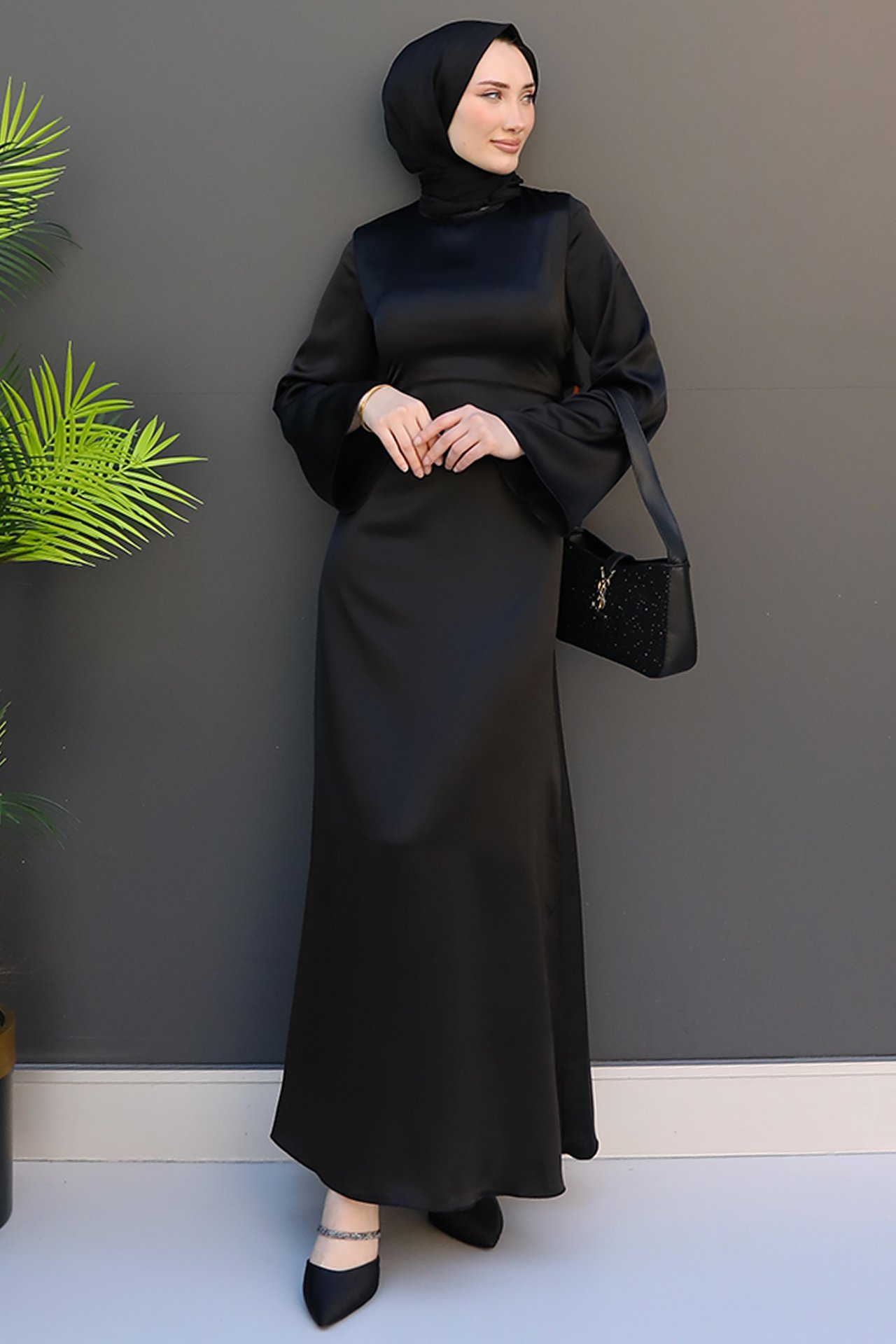 GİZ AGİYİM - Arkadan İpli Saten Elbise Siyah