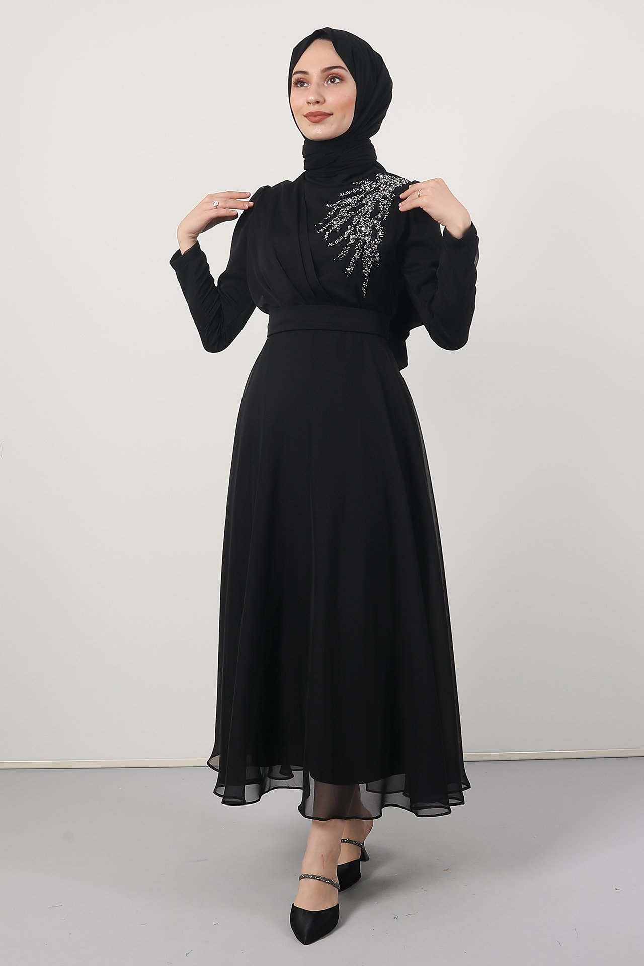 GİZAGİYİM - Omzu Taşlı Janjan Elbise Siyah