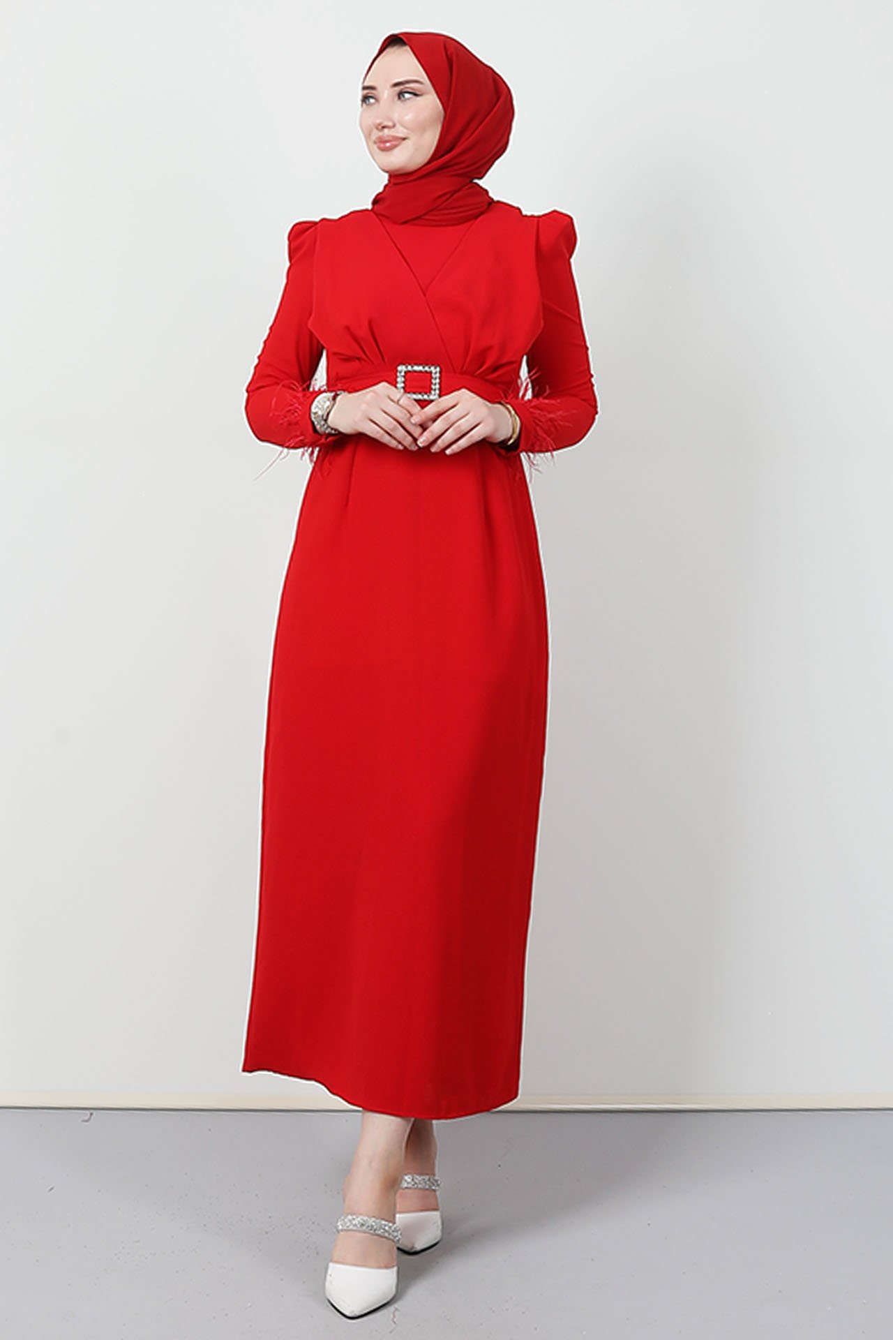 GİZAGİYİM - Tüy Detay Tesettür Elbise Kırmızı