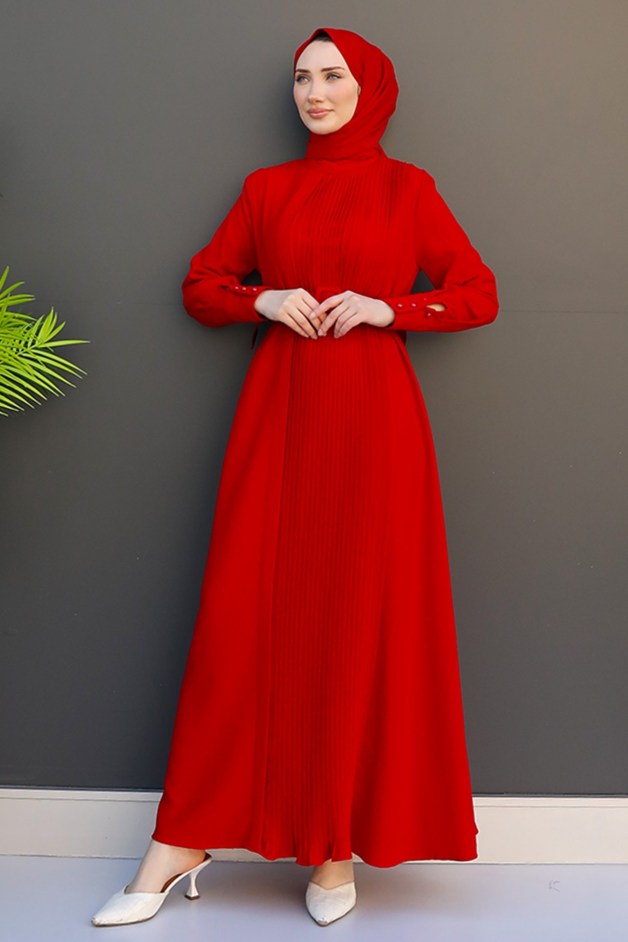 GİZ AGİYİM - Önü Piliseli Kemerli Elbise Koyu Kırmızı