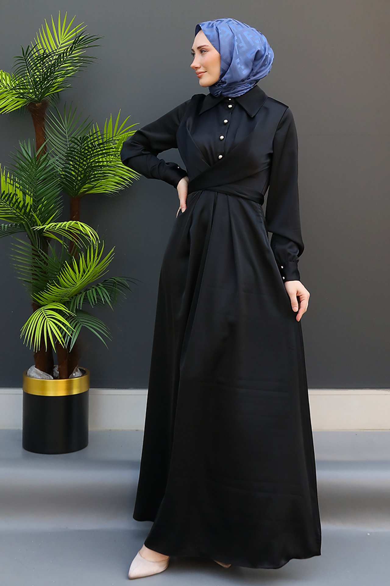 GİZ AGİYİM - Önü Düğmeli Saten Elbise Siyah